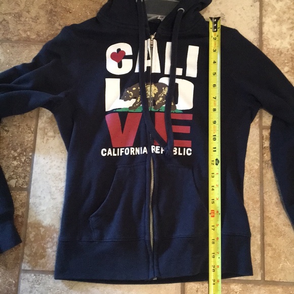 Cali Love Hoodie 🌴☀️🐠 - Picture 7 of 7